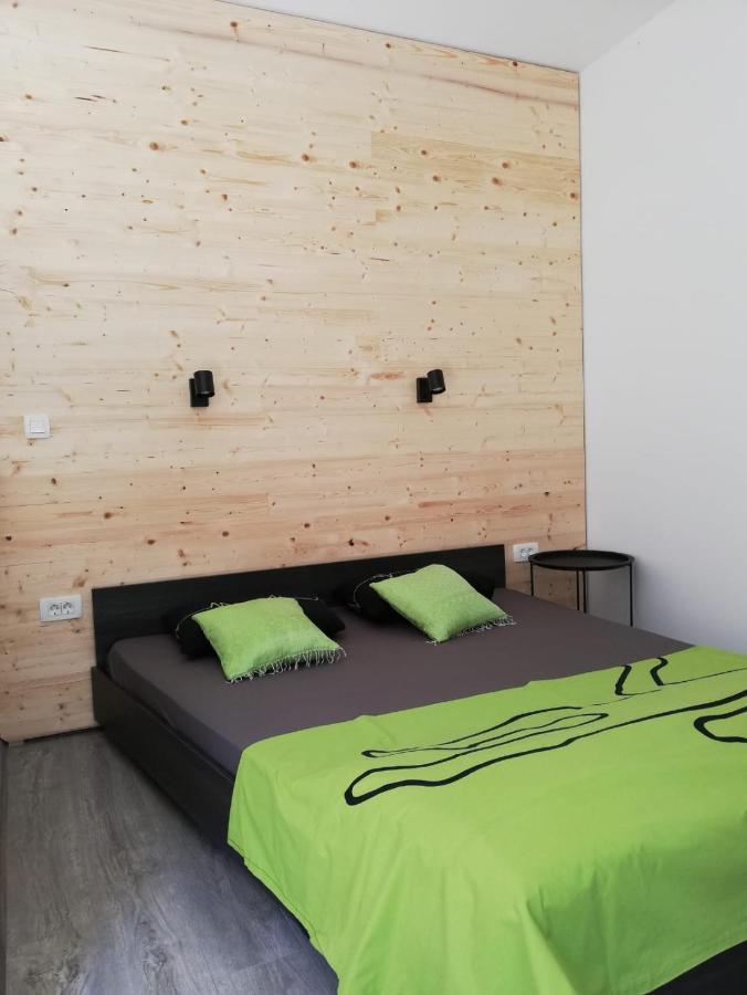 Apartamento Studio Apartman Fleiss Samobor Exterior foto